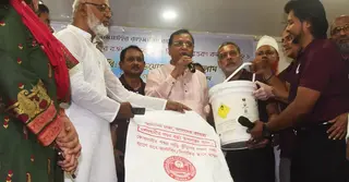 কোরবানির বর্জ্য ব্যবস্থাপনায় ১ লাখ ৪০ হাজার পচনশীল ব্যাগ দিচ্ছে ডিএসসিসি